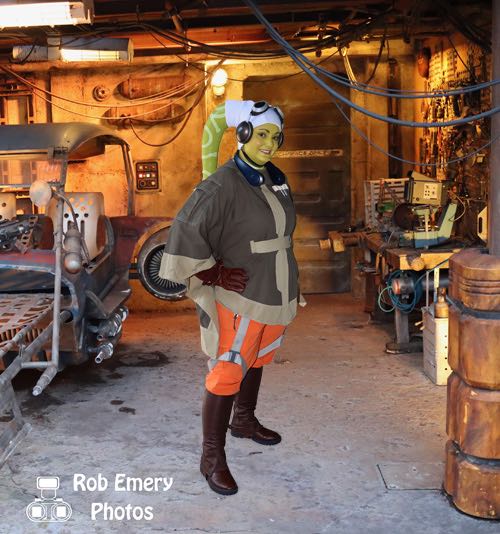 Hera Syndulla in a speeder garage